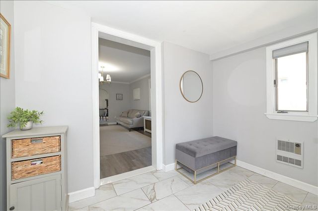 36 Barwick Street, Floral Park, NY 11001