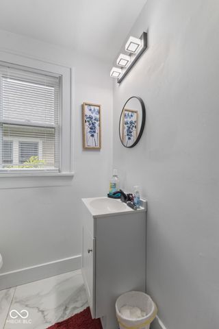 805 N Euclid Avenue, Indianapolis, IN 46201