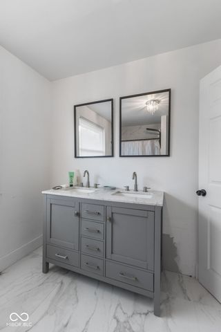 805 N Euclid Avenue, Indianapolis, IN 46201