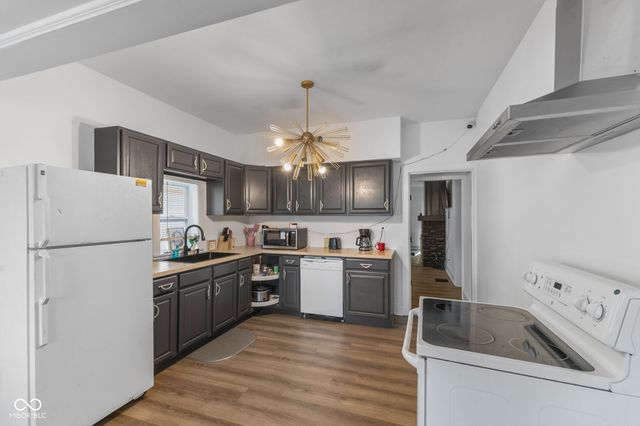 805 N Euclid Avenue, Indianapolis, IN 46201