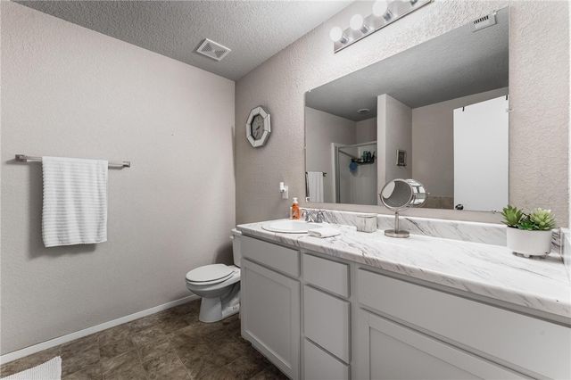 130 E Glendale Lane, Rogers, AR 72758