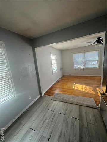 208 John R, Kennett, MO 63857