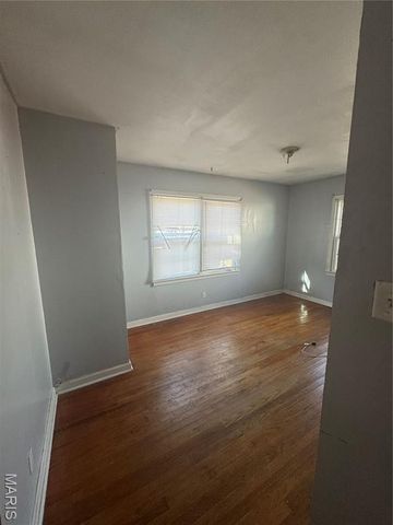 208 John R, Kennett, MO 63857