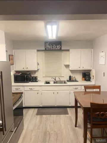 208 John R, Kennett, MO 63857