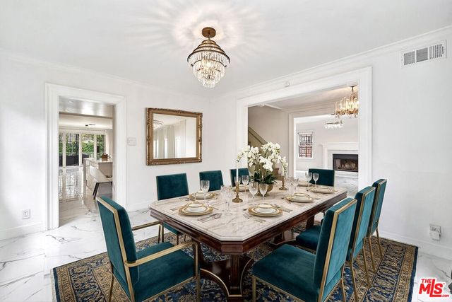 860 S Norton Avenue, Los Angeles, CA 90005