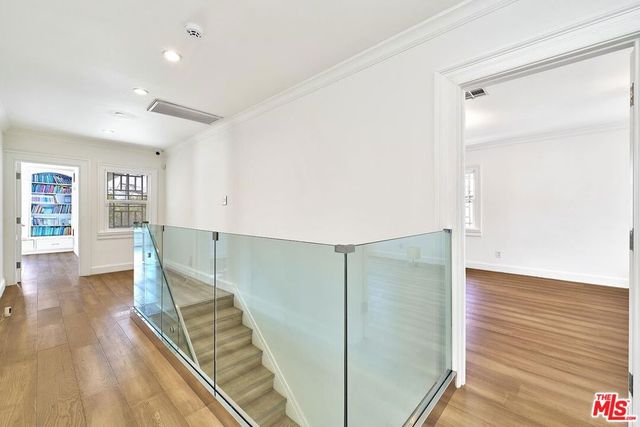 860 S Norton Avenue, Los Angeles, CA 90005