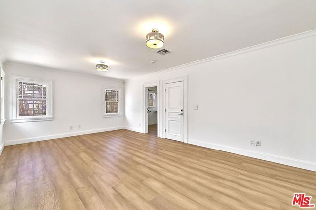 860 S Norton Avenue, Los Angeles, CA 90005