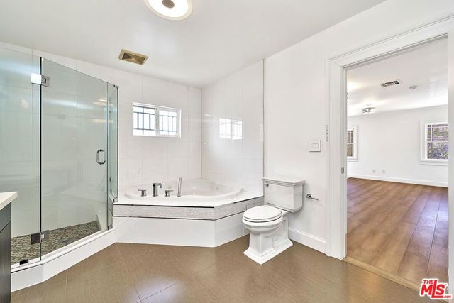 860 S Norton Avenue, Los Angeles, CA 90005