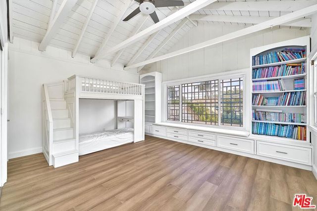 860 S Norton Avenue, Los Angeles, CA 90005