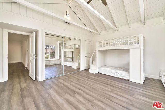 860 S Norton Avenue, Los Angeles, CA 90005