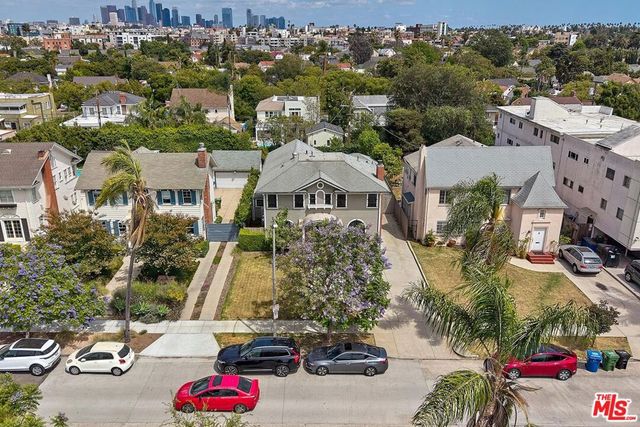 860 S Norton Avenue, Los Angeles, CA 90005