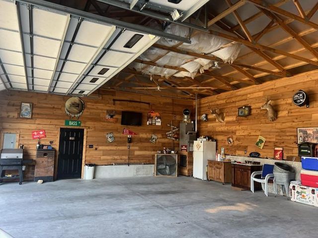 25914 Private Road 2254, Golden, MO 65658