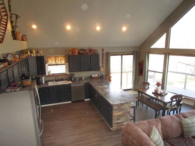 25914 Private Road 2254, Golden, MO 65658