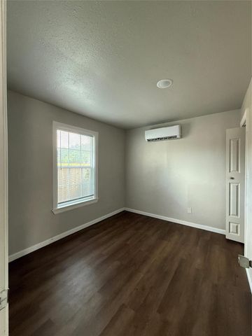 8510 Safeguard Street 2, Houston, TX 77051