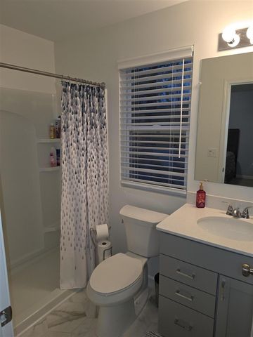 10340 Swan Lake Circle, Ypsilanti, MI 48197