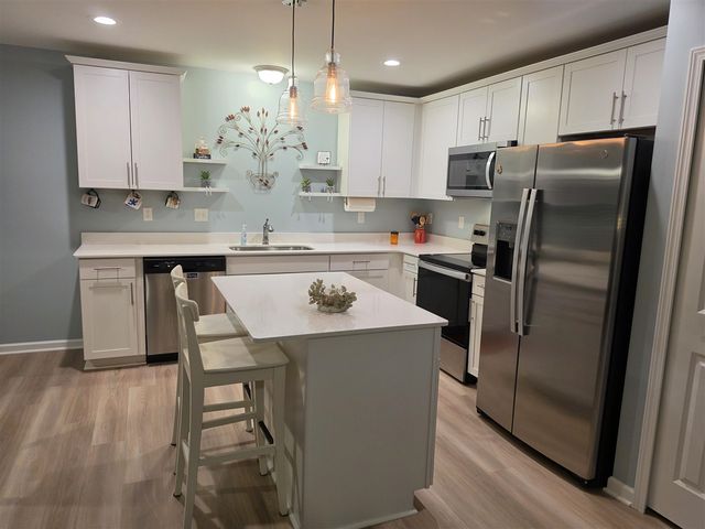 10340 Swan Lake Circle, Ypsilanti, MI 48197