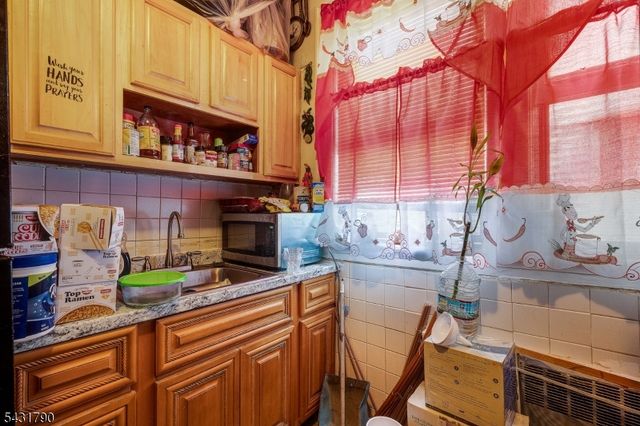 177 Linden Ave, Irvington Twp., NJ 07111