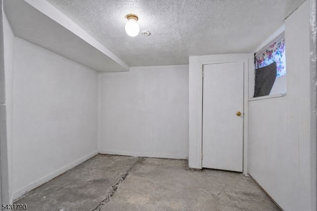 177 Linden Ave, Irvington Twp., NJ 07111