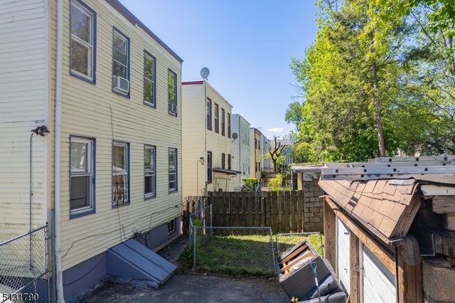 177 Linden Ave, Irvington Twp., NJ 07111
