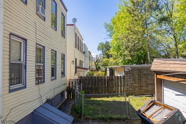 177 Linden Ave, Irvington Twp., NJ 07111