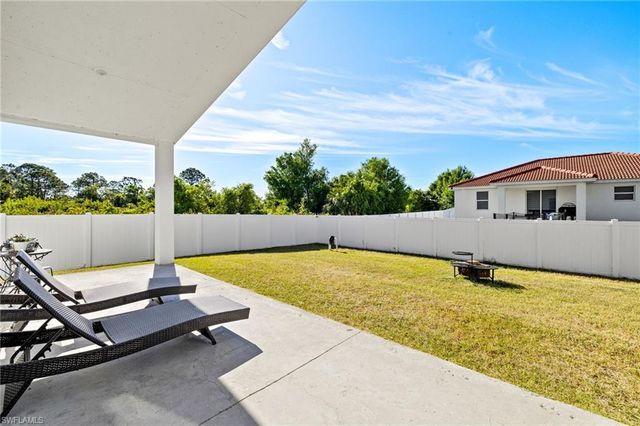 840 Carpenter ST E, Lehigh Acres, FL 33974