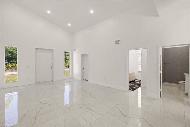 840 Carpenter ST E, Lehigh Acres, FL 33974