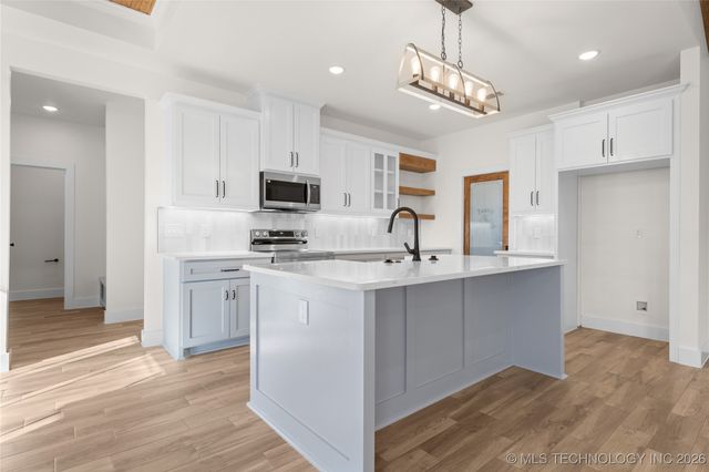 225 Gateway Road, Ardmore, OK 73401