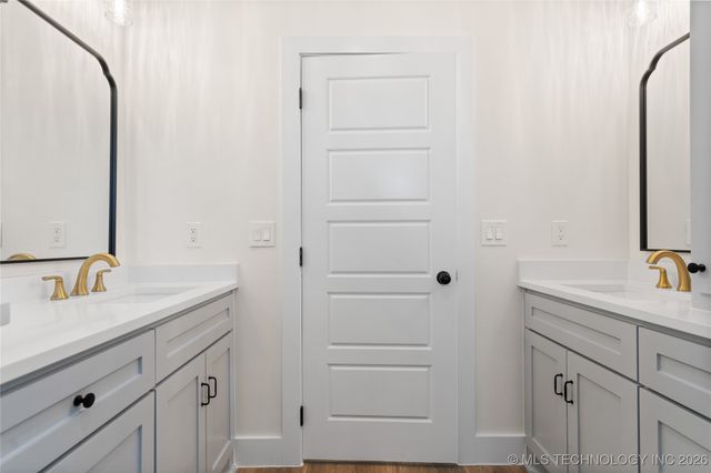 225 Gateway Road, Ardmore, OK 73401