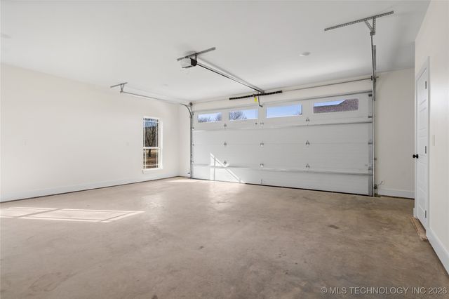 225 Gateway Road, Ardmore, OK 73401