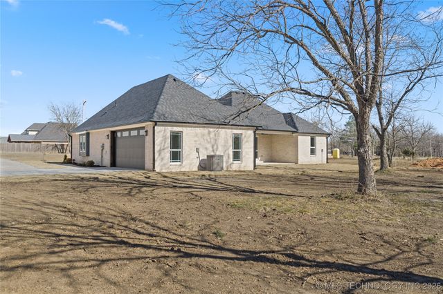 225 Gateway Road, Ardmore, OK 73401