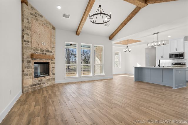 225 Gateway Road, Ardmore, OK 73401