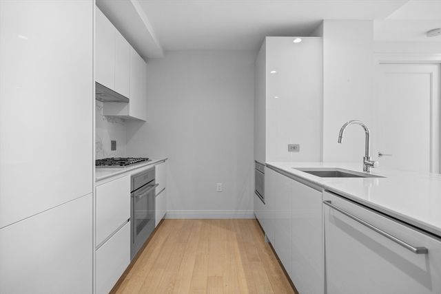 135 Seaport Blvd 905, Boston, MA 02210