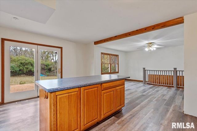 9 COACHLIGHT Court, Springfield, IL 62703