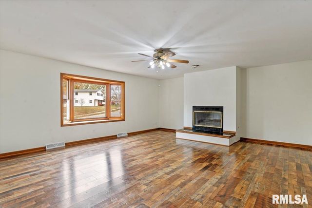 9 COACHLIGHT Court, Springfield, IL 62703