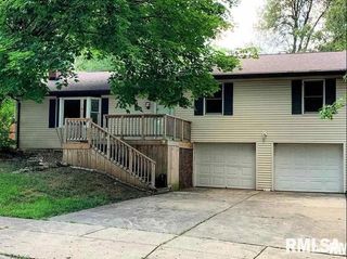 9 COACHLIGHT Court, Springfield, IL 62703