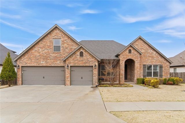 970 Clark Circle, Bentonville, AR 72713