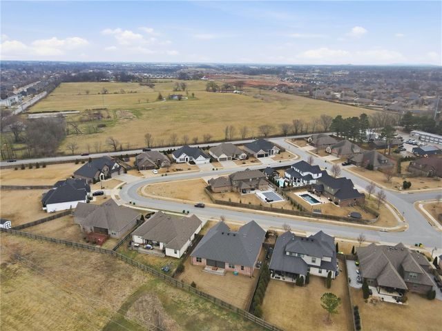 970 Clark Circle, Bentonville, AR 72713