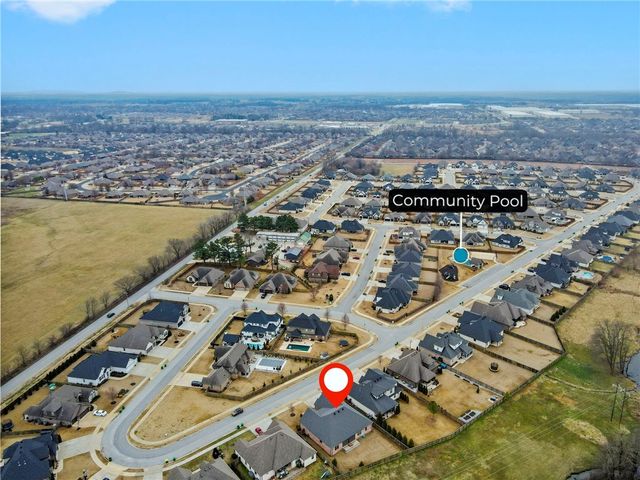 970 Clark Circle, Bentonville, AR 72713