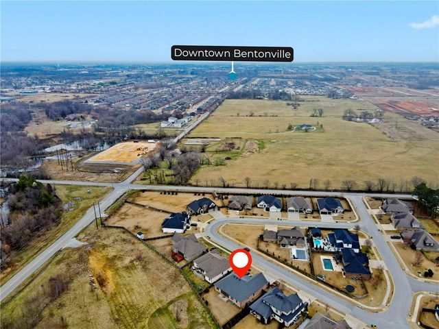 970 Clark Circle, Bentonville, AR 72713
