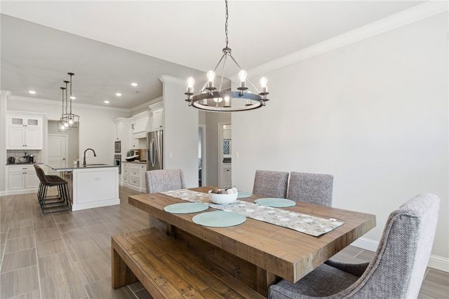 970 Clark Circle, Bentonville, AR 72713