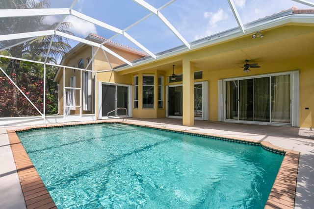 15642 Cypress Park Drive, Wellington, FL 33414