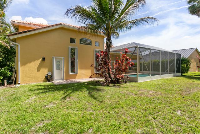 15642 Cypress Park Drive, Wellington, FL 33414