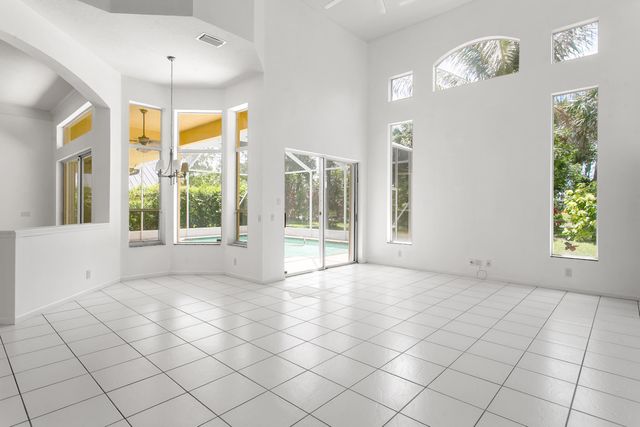 15642 Cypress Park Drive, Wellington, FL 33414