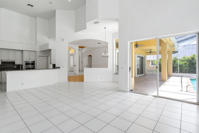 15642 Cypress Park Drive, Wellington, FL 33414