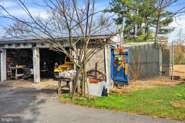 5160 OLD ROUTE 22, Hamburg, PA 19526