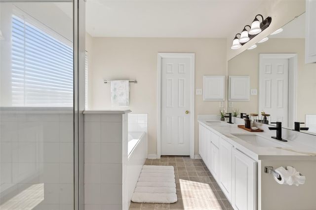 1915 Tommy Lane, Missouri City, TX 77489