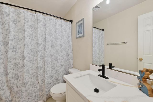 1915 Tommy Lane, Missouri City, TX 77489