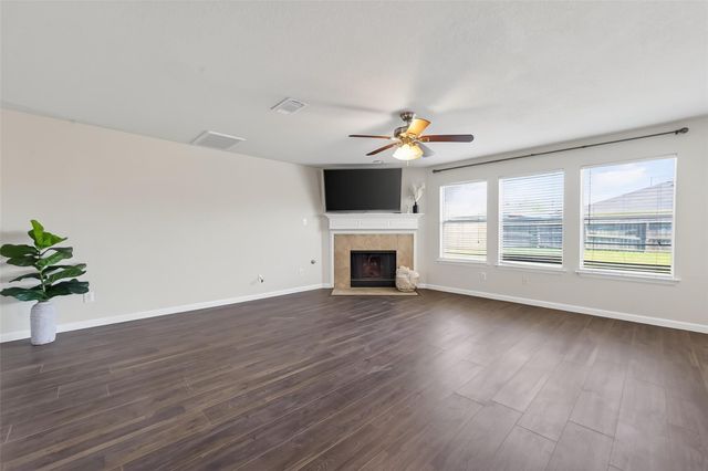 1915 Tommy Lane, Missouri City, TX 77489