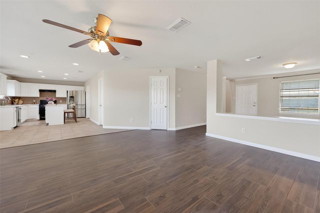 1915 Tommy Lane, Missouri City, TX 77489