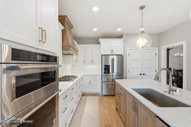 6300 Leyton Ct, Crestwood, KY 40014